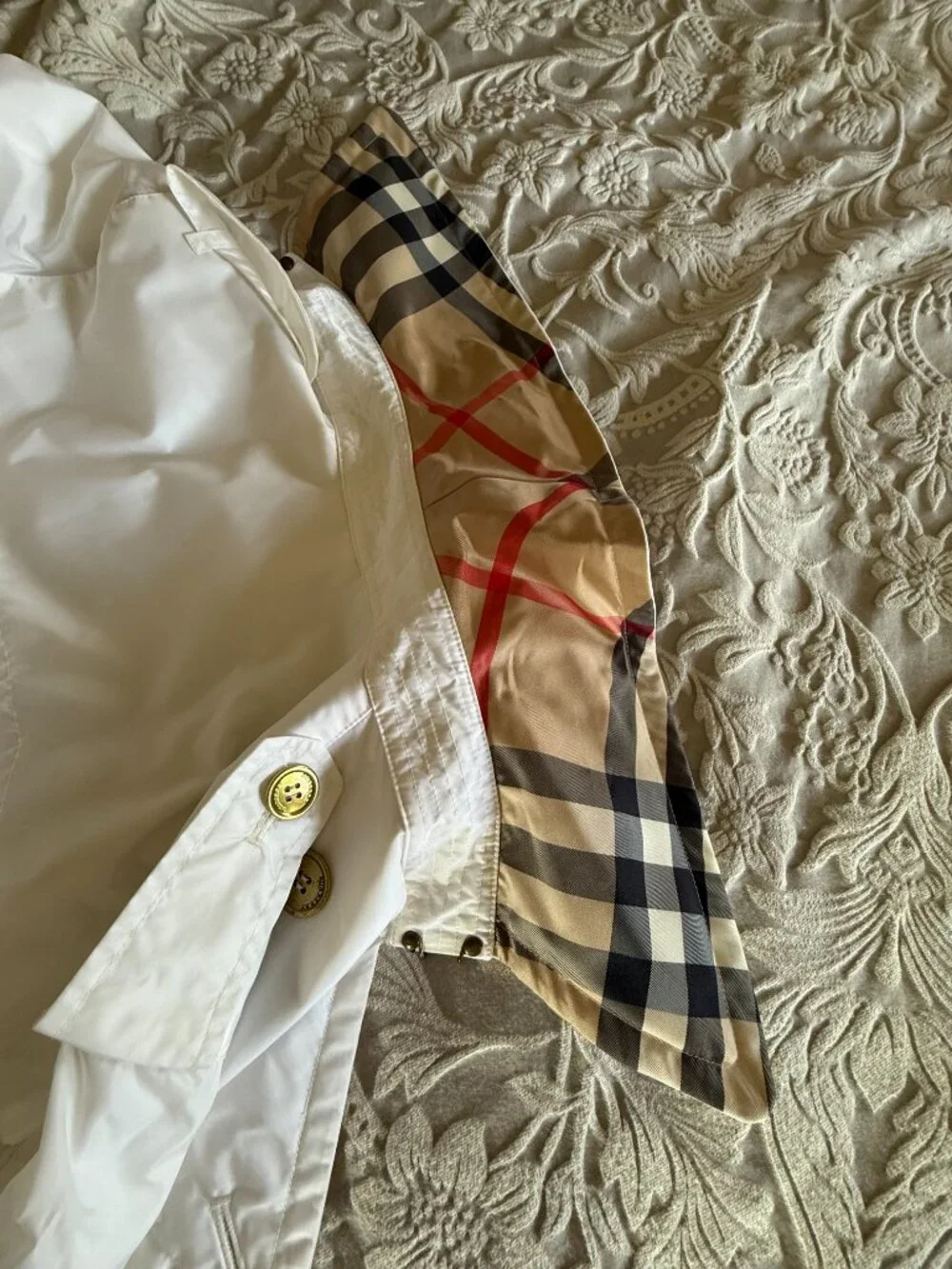 GUC Burberry Short Spring Trench Coat - Picture 5 of 6
